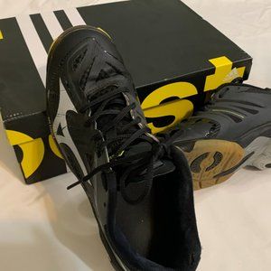 Mizuno Lightning Women's Volleyball Shoes (W9)